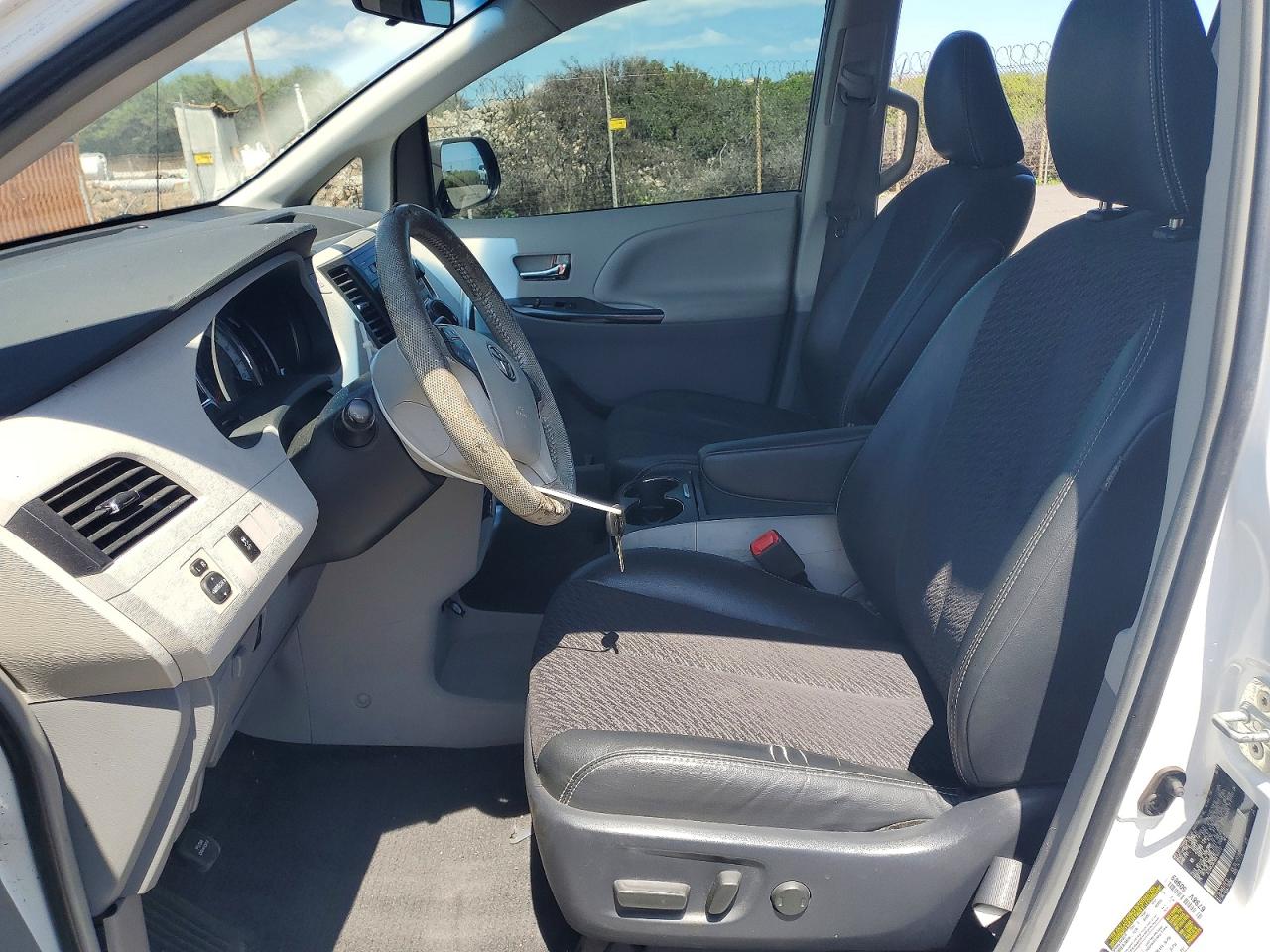 Toyota Sienna Sport