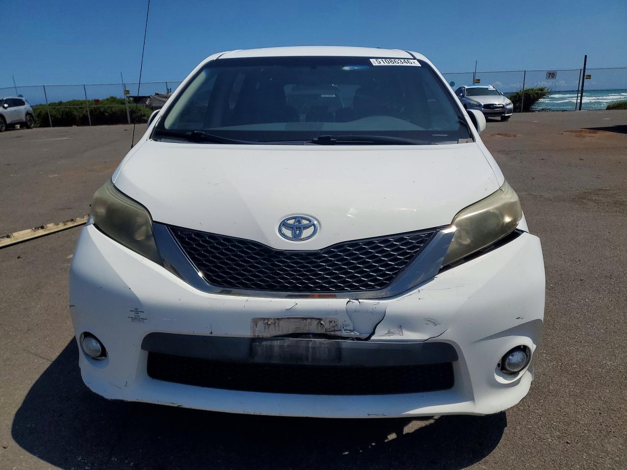 Toyota Sienna Sport
