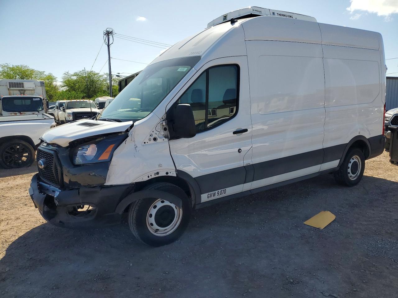 Salvage Ford Transit Image