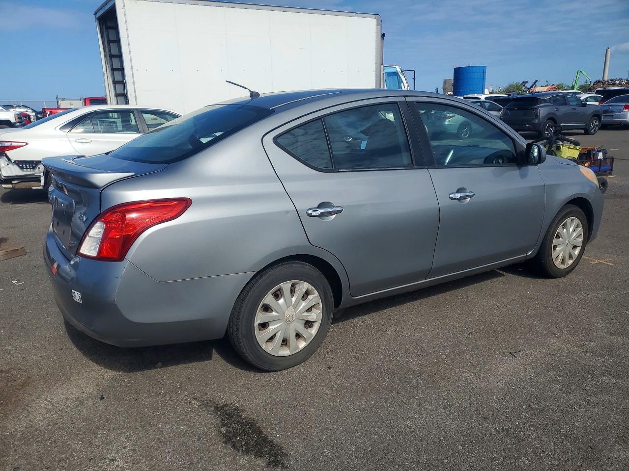 Nissan Versa 1.6 Sv