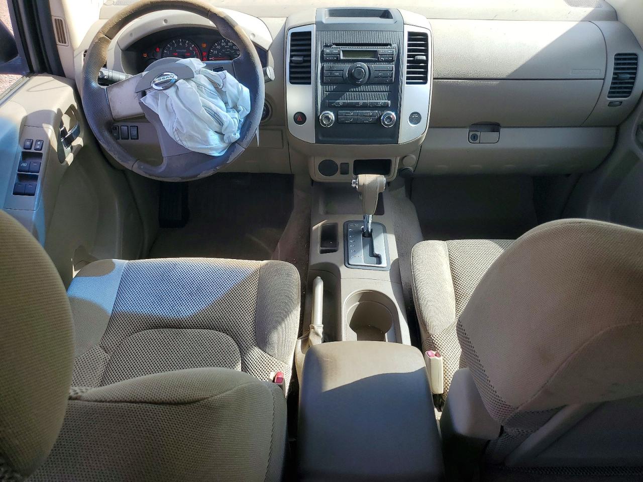 Nissan Frontier Se V6