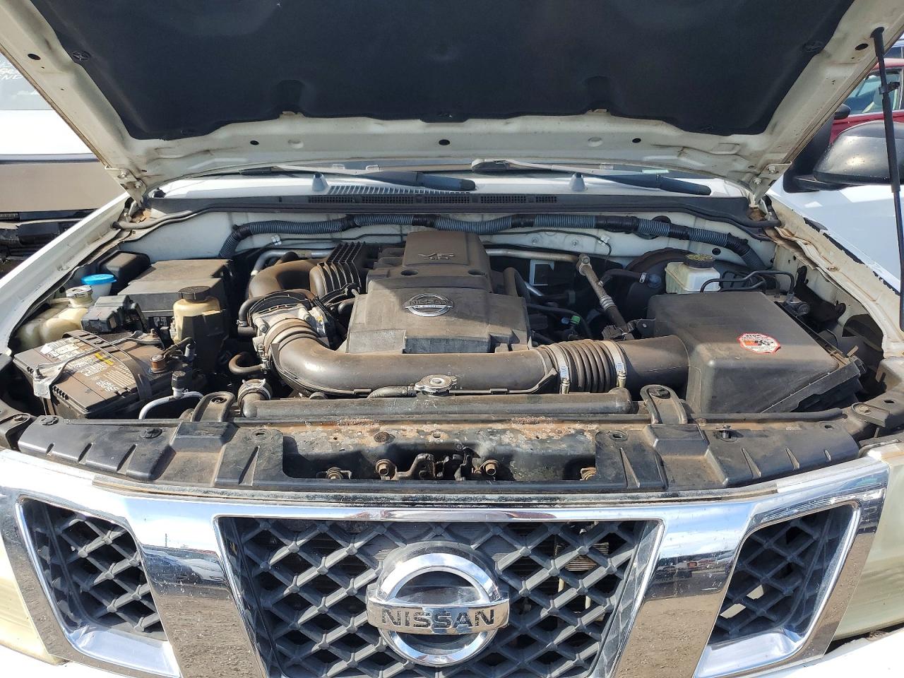 Nissan Frontier Se V6
