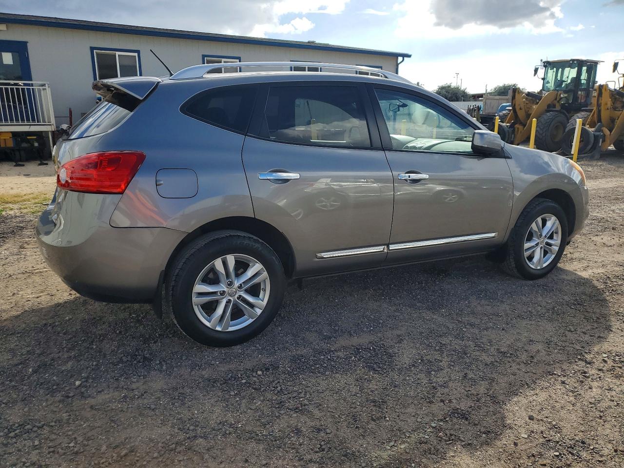 Nissan Rogue S