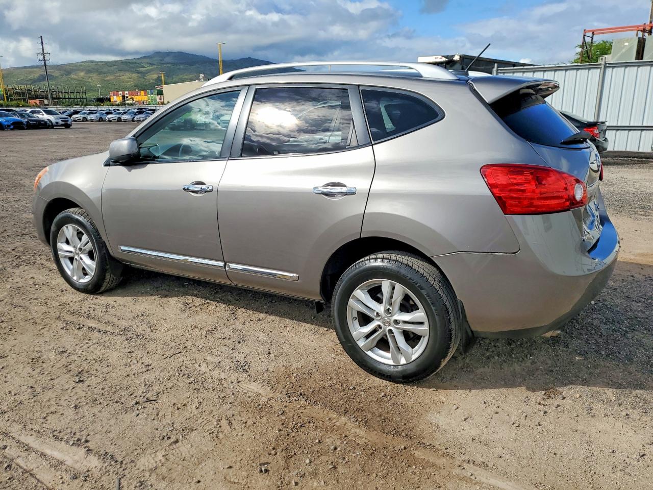 Nissan Rogue S