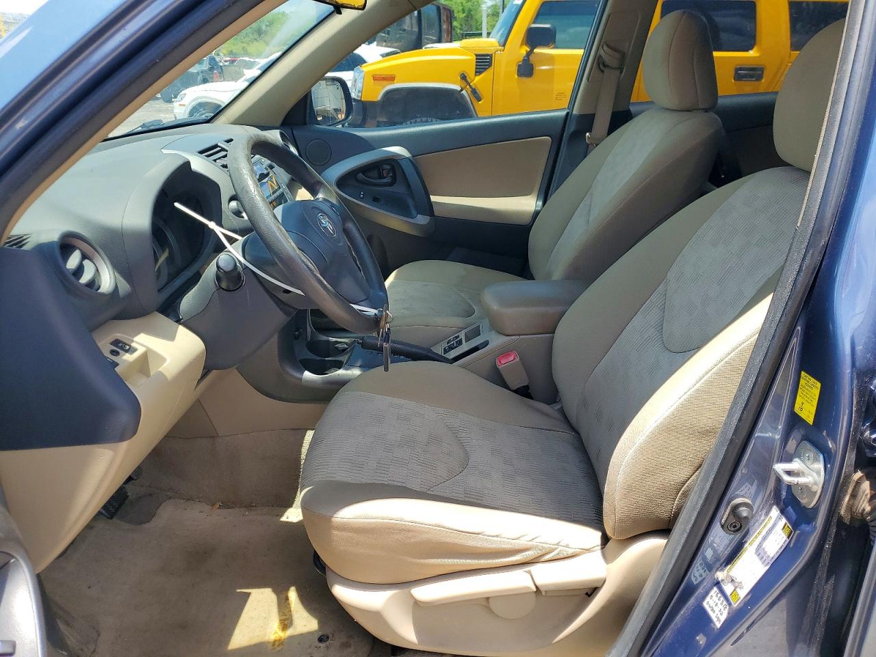 Toyota RAV4 Base