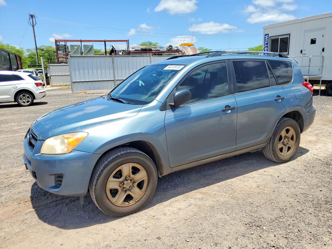 Salvage Toyota RAV4 Image