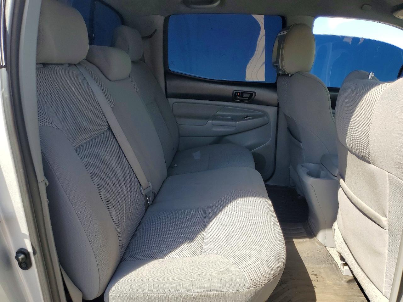 Toyota Tacoma Prerunner V6