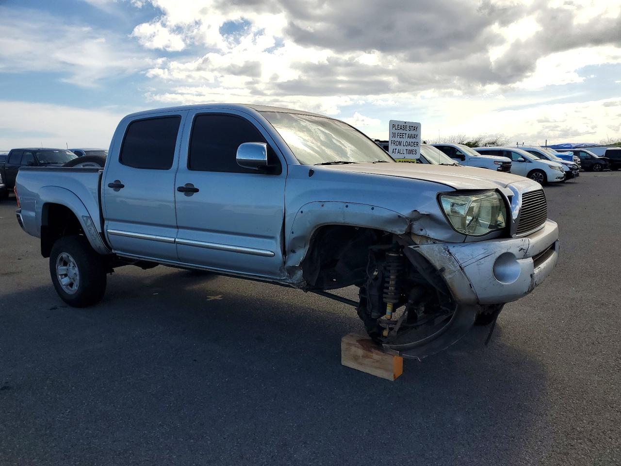 Toyota Tacoma Prerunner V6