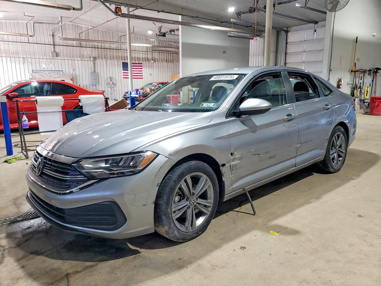 Salvage Volkswagen Jetta Image