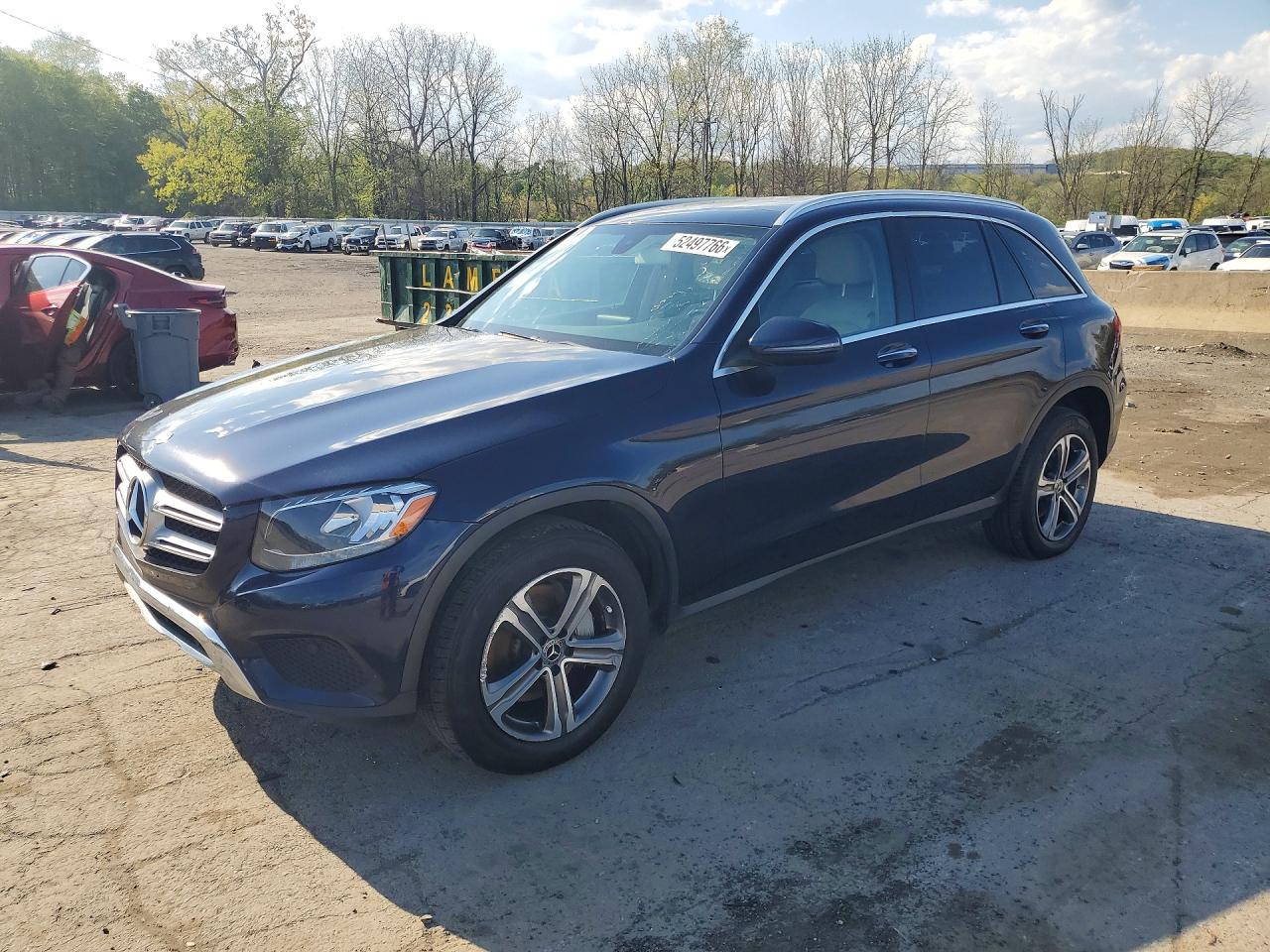 Salvage Mercedes-Benz GLC Image