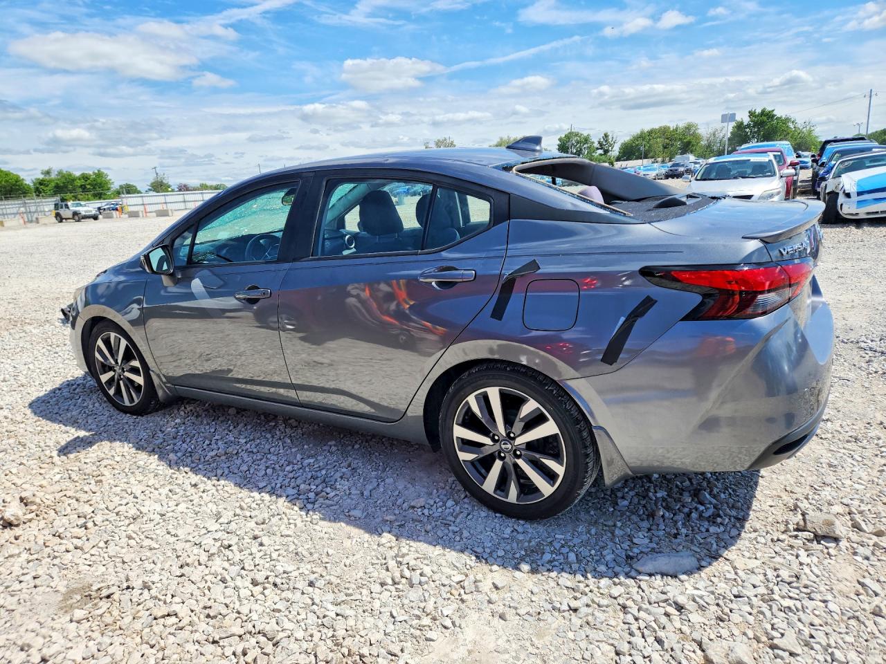 Nissan Versa Sr
