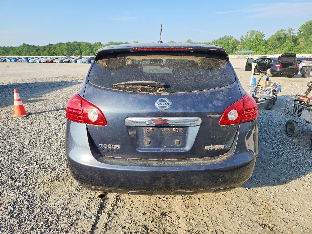 Nissan Rogue S