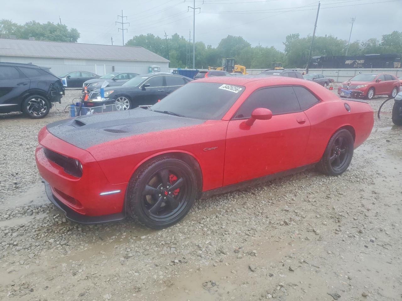 Salvage Dodge Challenger Image