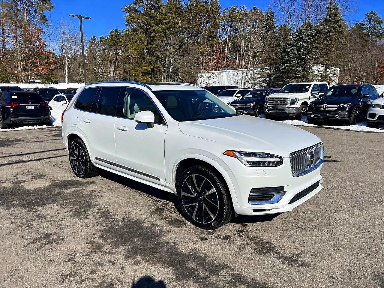 Salvage Volvo XC90 Image