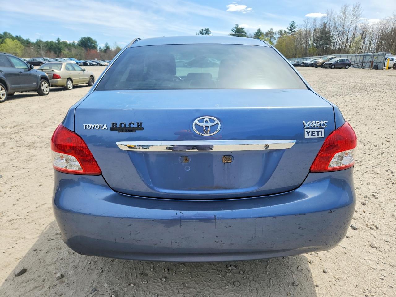 Toyota Yaris Base