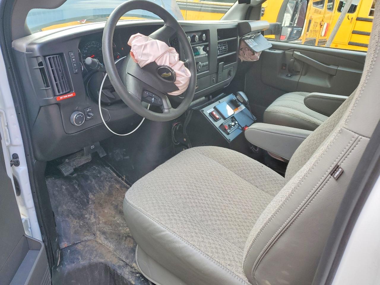 Chevrolet 3500