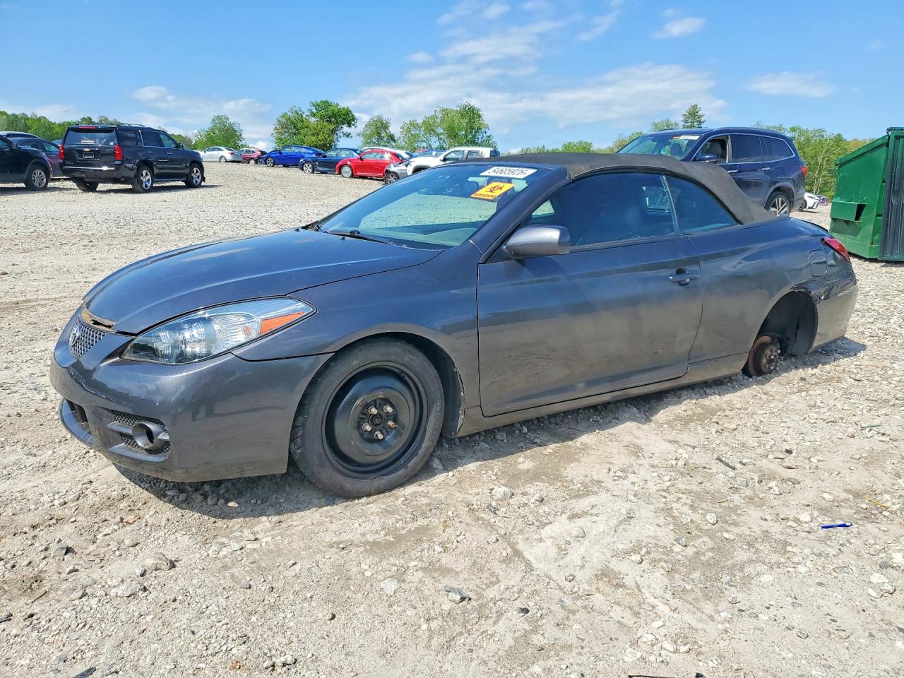 Salvage Toyota Camry Image