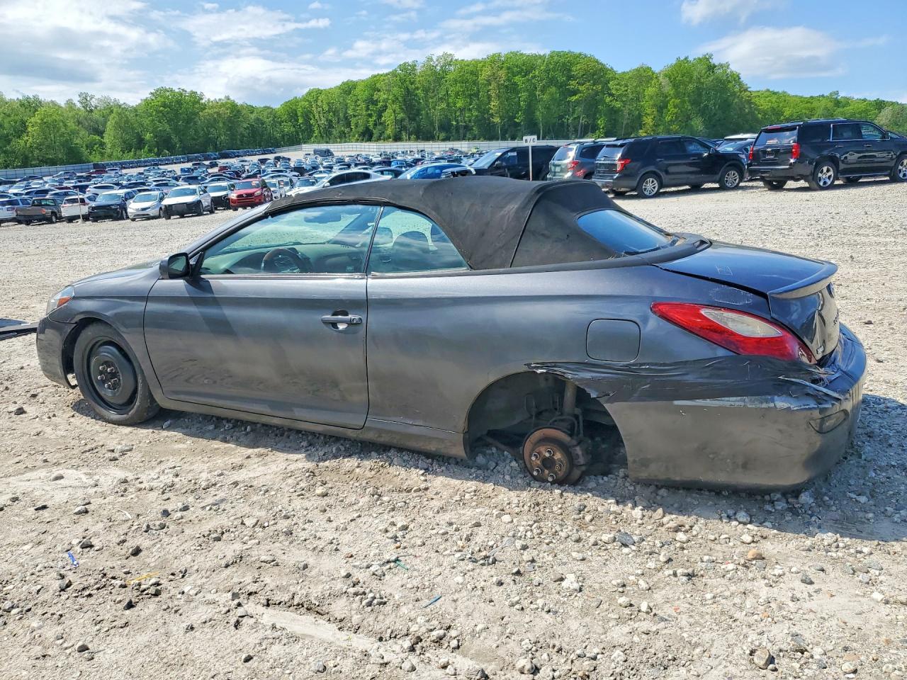 Toyota Camry Sle V6