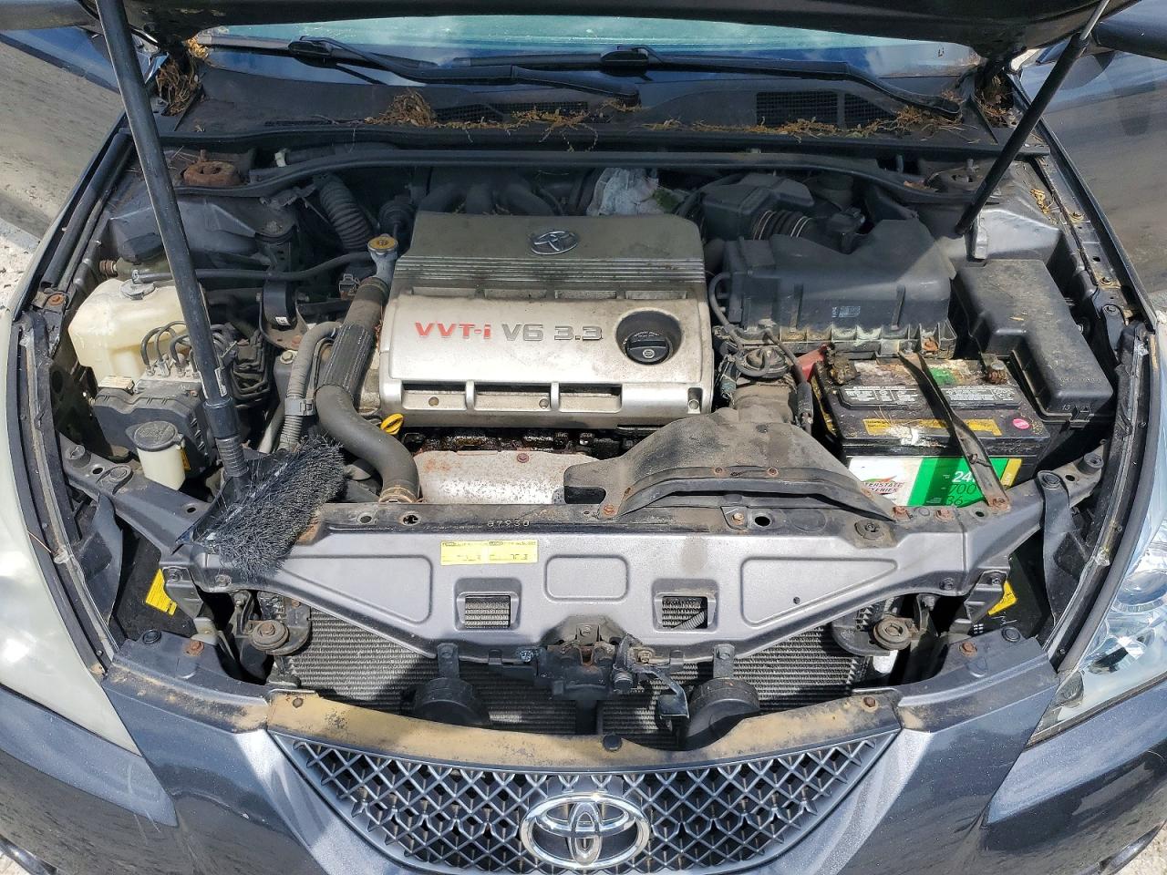 Toyota Camry Sle V6