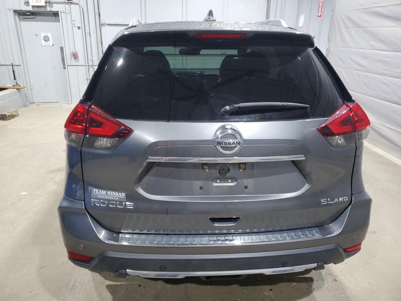 Nissan Rogue S