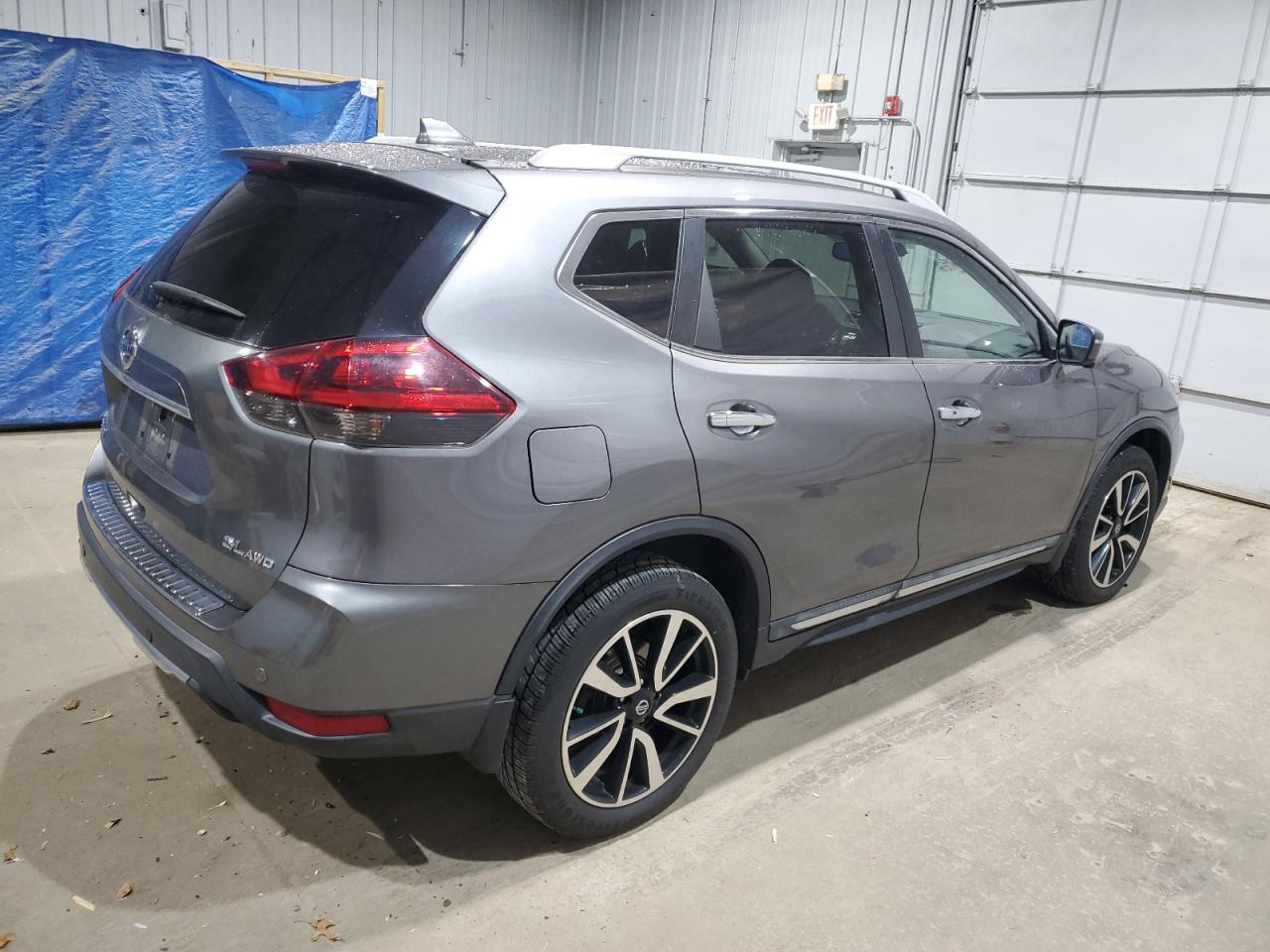Nissan Rogue S