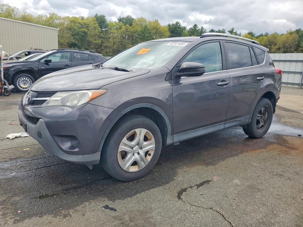Salvage Toyota RAV4 Image