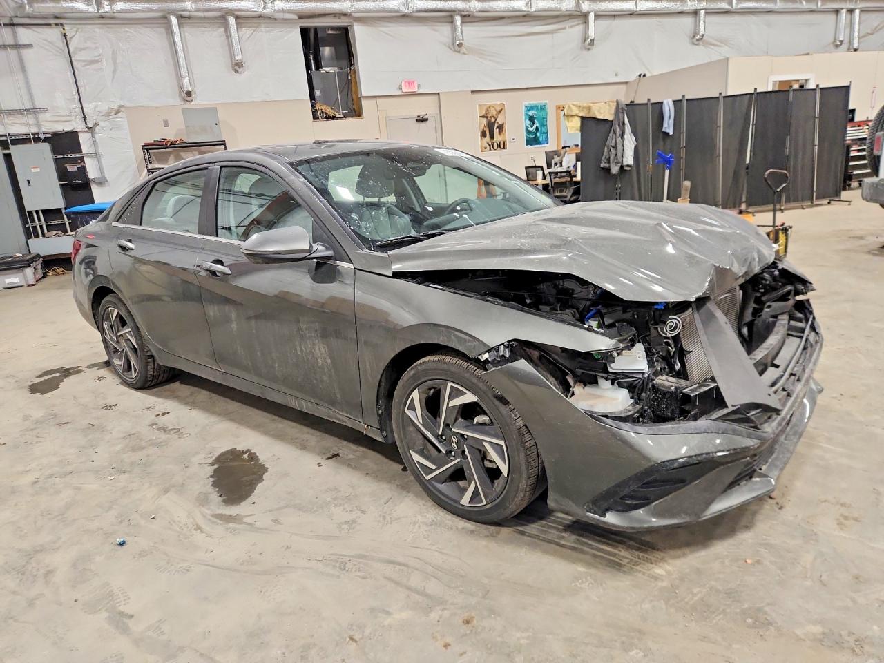 Hyundai ELANTRA Limited