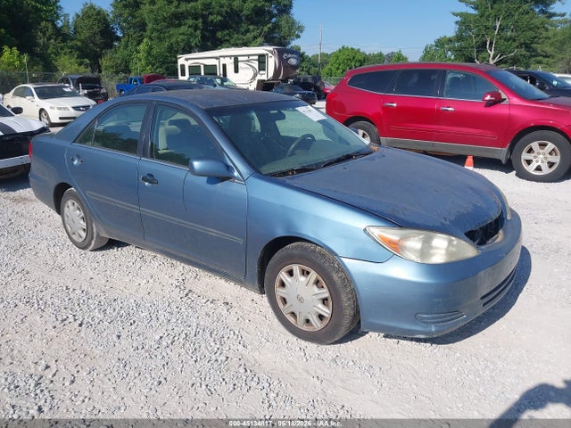 Salvage Toyota Camry Image