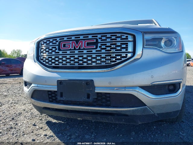 GMC Acadia Denali
