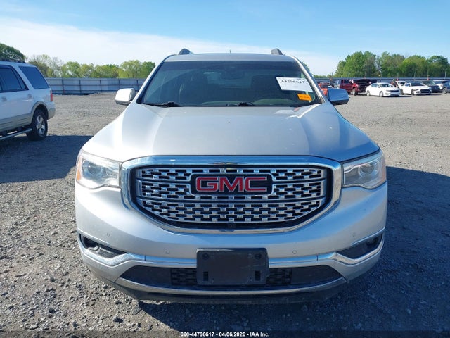 GMC Acadia Denali