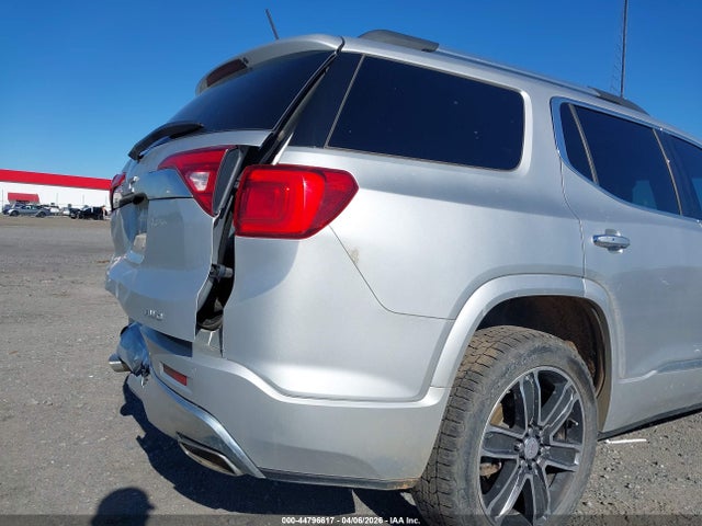 GMC Acadia Denali
