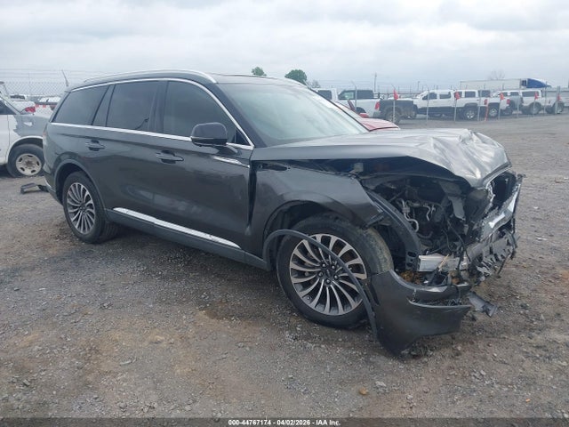 Salvage Lincoln Aviator Image