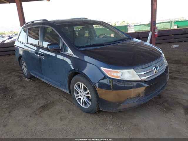 Salvage Honda Odyssey Image