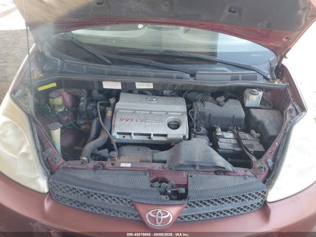 Toyota Sienna Xle