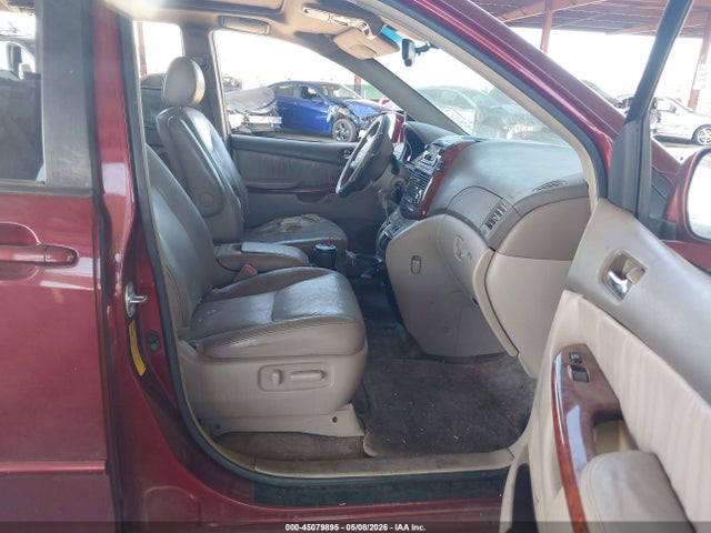 Toyota Sienna Xle