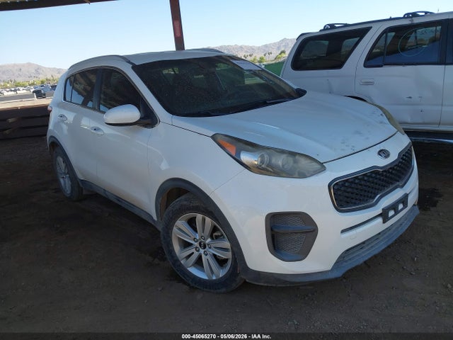 Salvage Kia Sportage Image