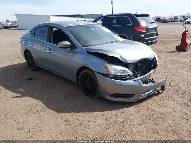 Salvage Nissan Sentra Image