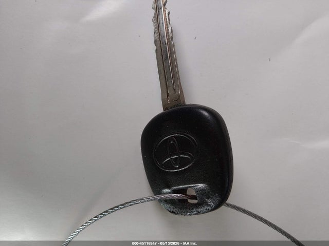 Toyota Sienna Le V6