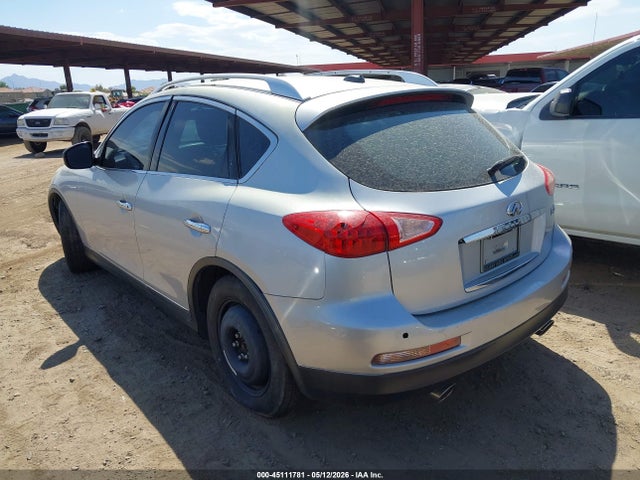 INFINITI Ex Journey