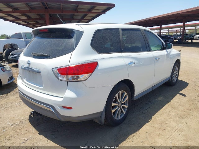 Nissan Pathfinder S