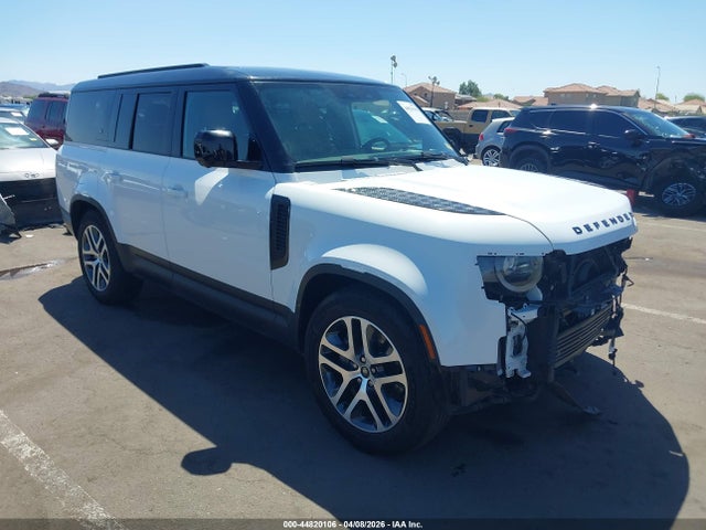 Salvage Land Rover Defender Image