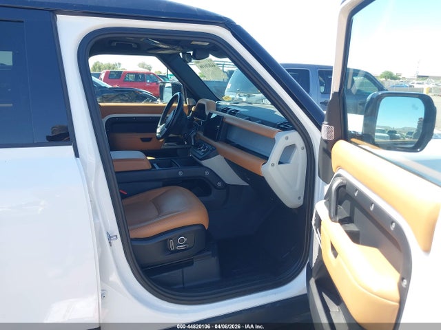 Land Rover Defender 130 Se