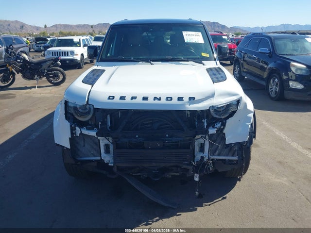 Land Rover Defender 130 Se