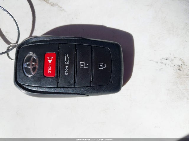 Toyota Crown Xle