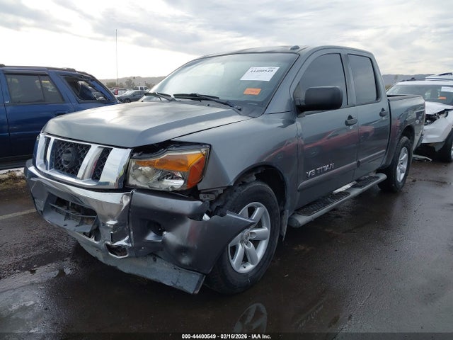 Nissan Titan Sv