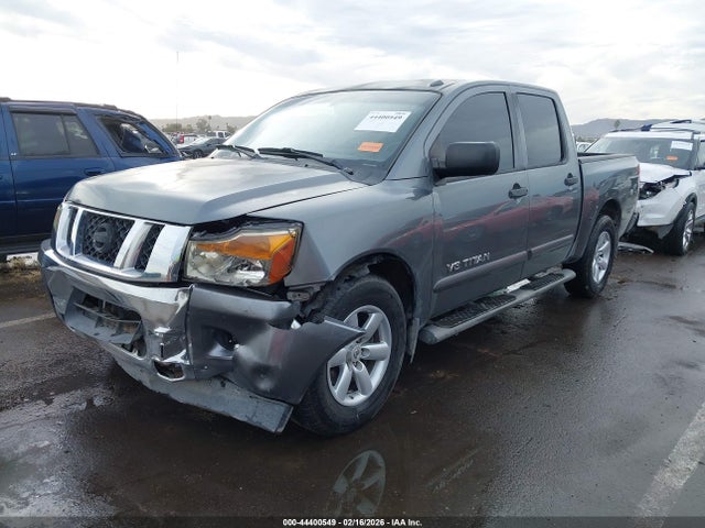 Nissan Titan Sv