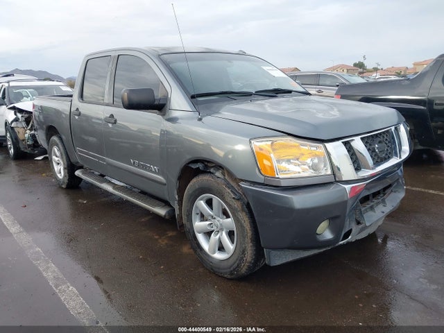 Salvage Nissan Titan Image
