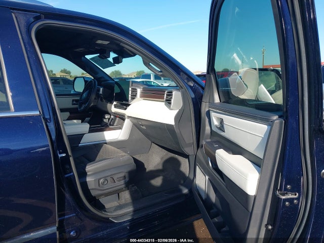Toyota Sequoia Capstone