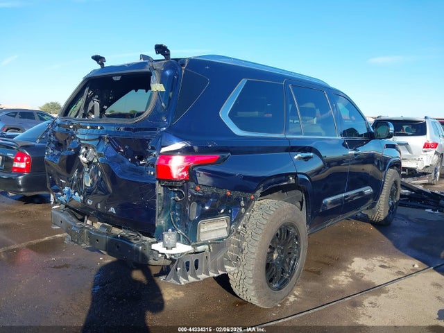 Toyota Sequoia Capstone
