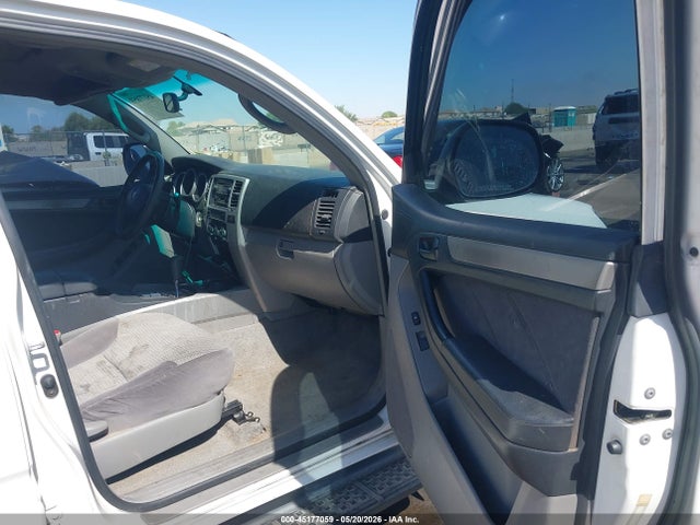 Toyota 4Runner Sr5 V6